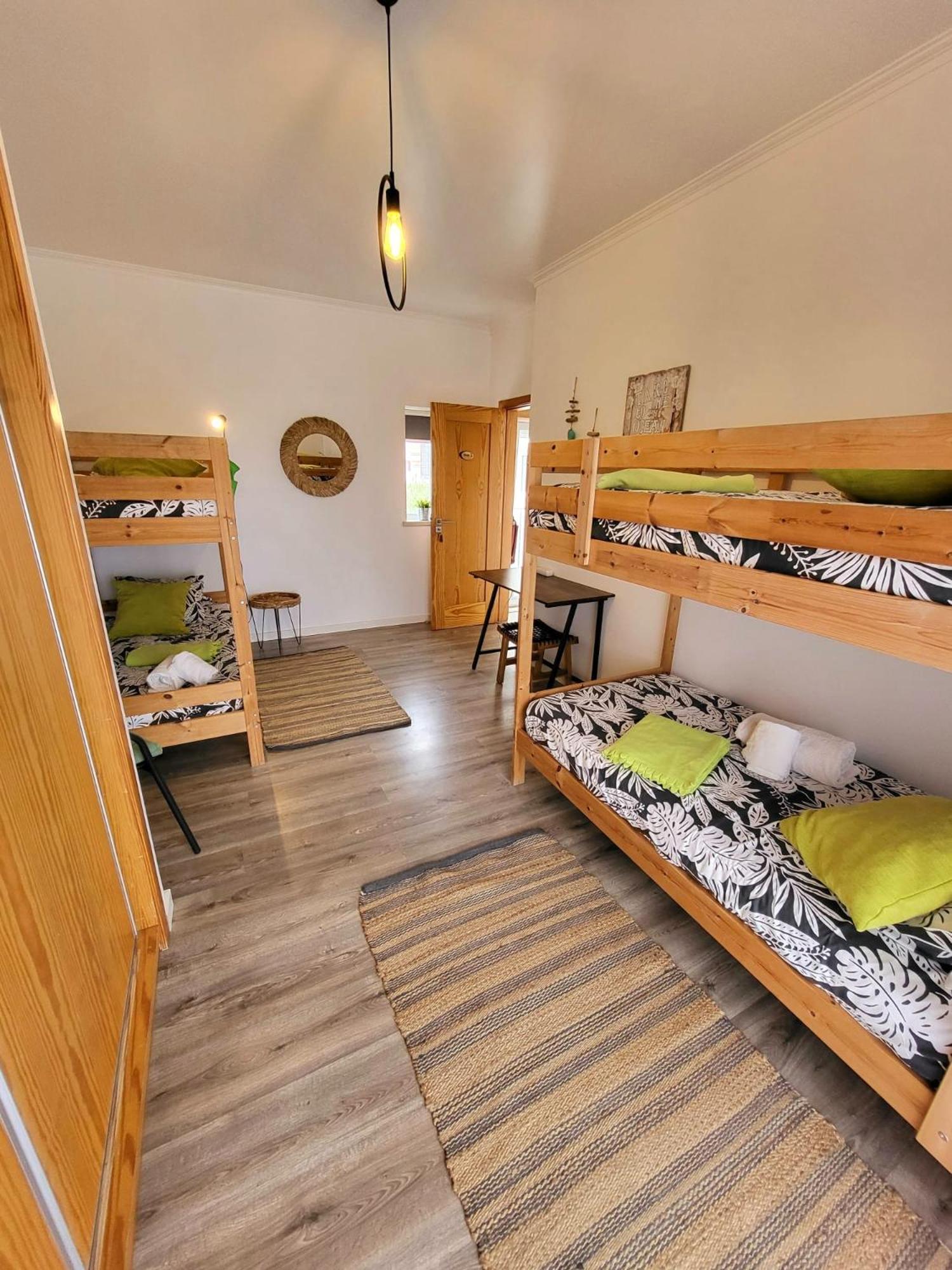 Alex Surf Hostel Балеал Экстерьер фото