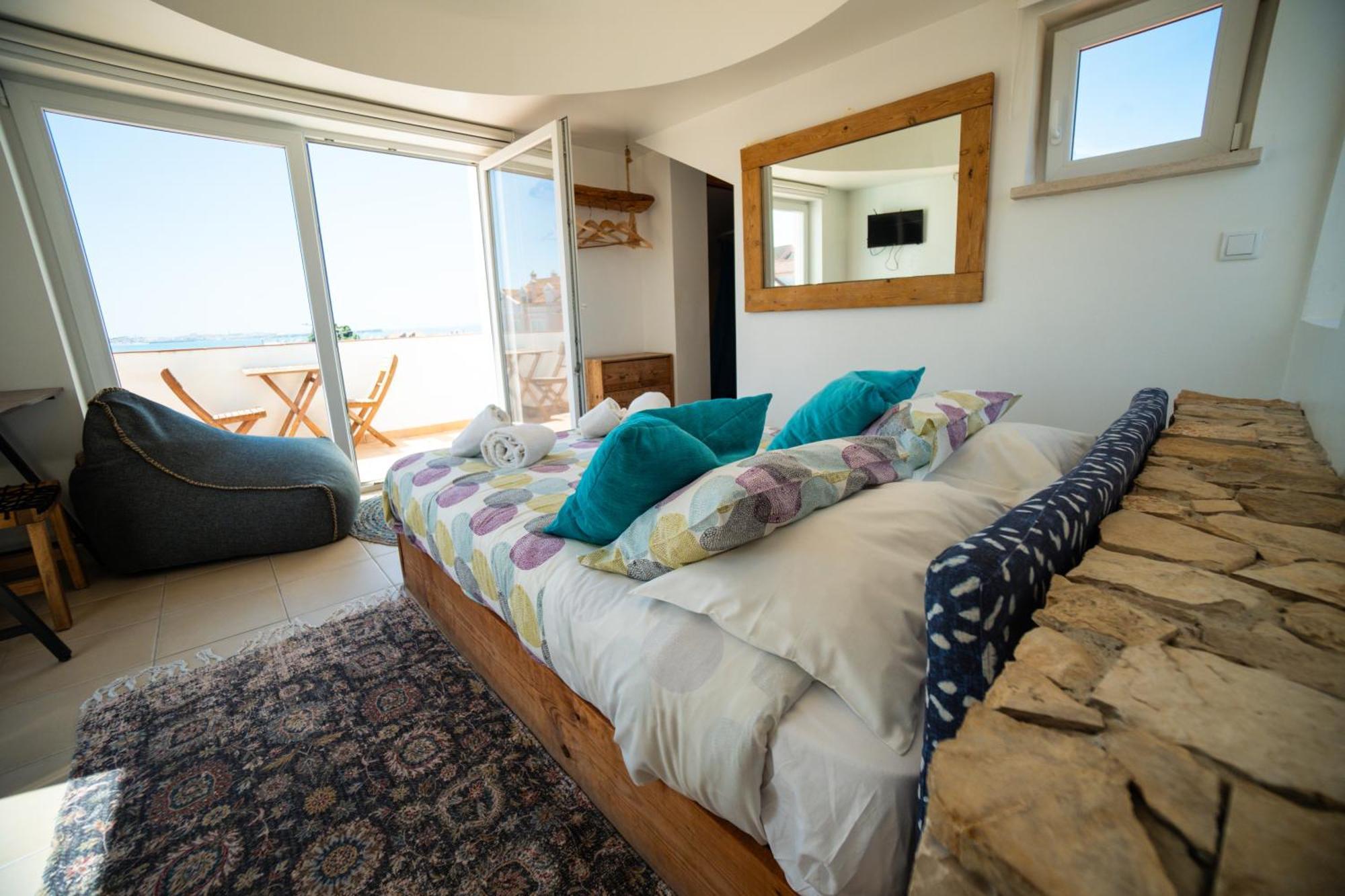 Alex Surf Hostel Балеал Экстерьер фото