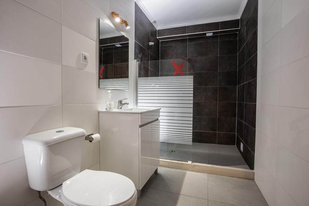 Alex Surf Hostel Балеал Экстерьер фото